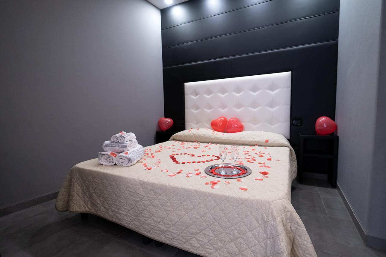 Royal House Napoli Centro, By Clapa Group Otel Dış mekan fotoğraf
